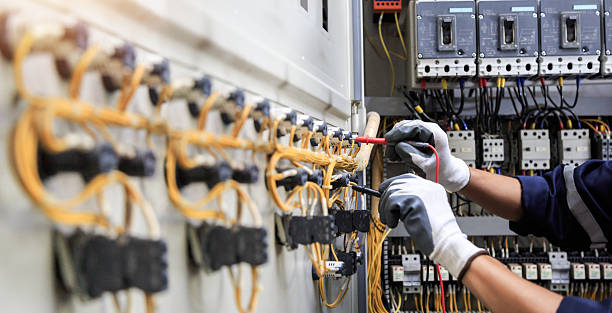 Professional Electrician technician working in New California, OH